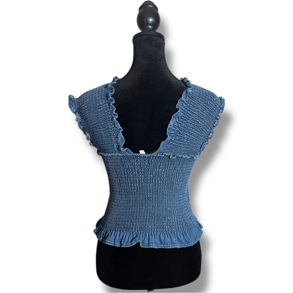 Unbranded Funky Denim Blue Smocked Women's Sleeveless Cropped Rouched Top - Picture 4 of 16